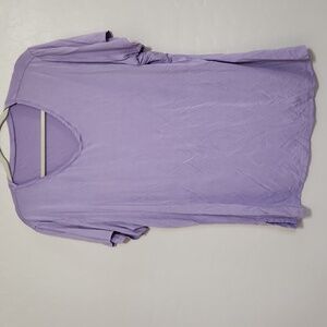 Light Purple V-Neck Short Sleeve Top